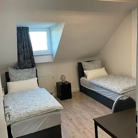 6 Beds Appart Delux With Parking Apartamento Friedberg (Bavaria)