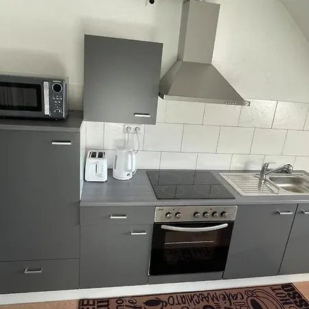 6 Beds Appart Delux With Parking Apartamento Friedberg (Bavaria)